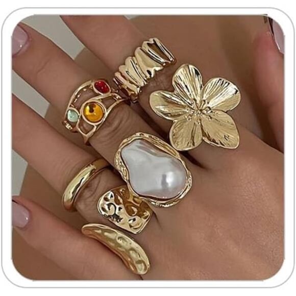 ✨ Chunky Gold Ring | Open Stacking Design | Modern Minimalist - Picture 3 of 4